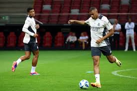 特别是在季 特别是在季